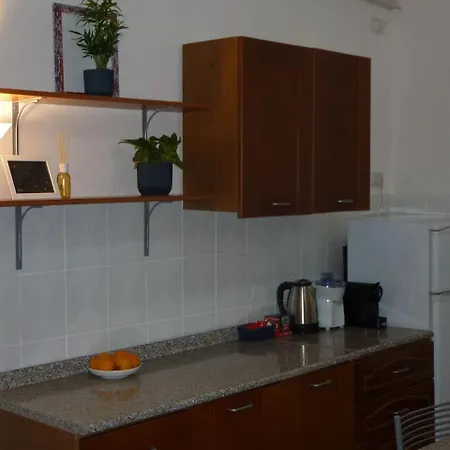 Elfa Apartment *